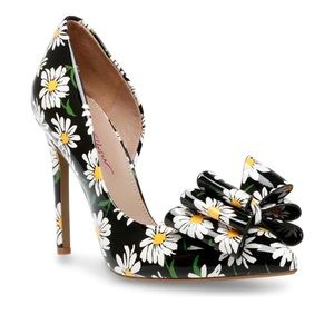 Brand New Betsey Johnson Floral Pumps Size 7 Women